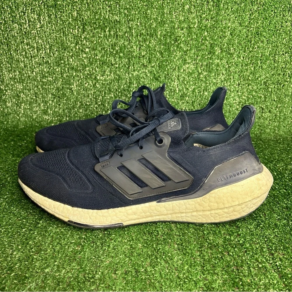 adidas UltraBoost 22 Collegiate Navy Blue Size‎ 12 Comfort Running Shoes